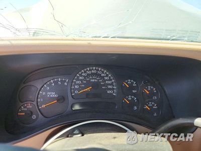 Zdjęcie 9 z 12 samochodu: 2003 CHEVROLET SILVERADO K2500 HEAVY DUTY VIN:1GCHK23U63F214516 - miniatura