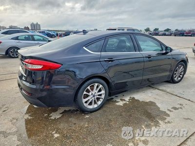 Trzecie zdjęcie samochodu z tyłu: 2020 FORD FUSION SE VIN:3FA6P0HD6LR249829 - miniatura
