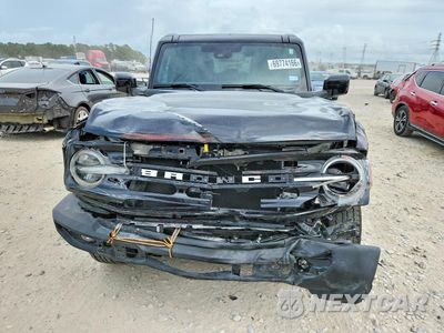 Piąte zdjęcie samochodu w środku: 2025 FORD BRONCO OUTER BANKS VIN:1FMDE8BH1SLA75033 - miniatura
