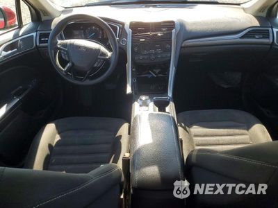 Zdjęcie 8 z 12 samochodu: 2019 FORD FUSION SE VIN:3FA6P0LU9KR201781 - miniatura