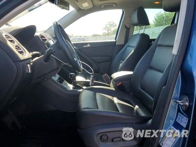 Zdjęcie 7 z 13 samochodu: 2017 VOLKSWAGEN TIGUAN WOLFSBURG VIN:WVGRV7AX3HK003452 - miniatura