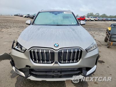 Piąte zdjęcie samochodu w środku: 2023 BMW X1 XDRIVE28I VIN:WBX73EF00P5W92500 - miniatura