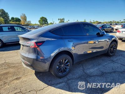 Trzecie zdjęcie samochodu z tyłu: 2023 TESLA MODEL Y VIN:7SAYGDEE4PA025439 - miniatura