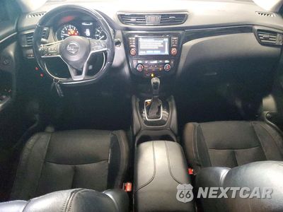 Zdjęcie 8 z 13 samochodu: 2017 NISSAN ROGUE SPORT SL VIN:JN1BJ1CPXHW003830 - miniatura