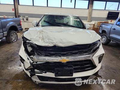Piąte zdjęcie samochodu w środku: 2025 CHEVROLET BLAZER 2LT VIN:3GNKBCR45SS221140 - miniatura