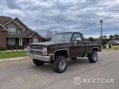 Drugie zdjęcie samochodu z przodu: 1984 CHEVROLET K10 VIN:1GCEK14H8EF378478 - miniatura