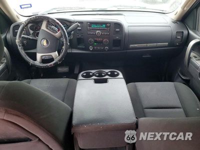 Zdjęcie 8 z 13 samochodu: 2011 CHEVROLET SILVERADO C1500 LT VIN:3GCPCSE00BG214950 - miniatura