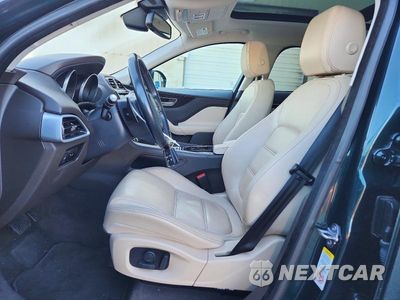 Zdjęcie 7 z 13 samochodu: 2017 JAGUAR F-PACE PRESTIGE VIN:SADCK2BN5HA492997 - miniatura