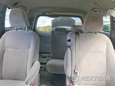 Zdjęcie 10 z 13 samochodu: 2017 TOYOTA SIENNA LE VIN:5TDKZ3DC9HS871296 - miniatura
