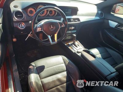 Zdjęcie 8 z 12 samochodu: 2014 MERCEDES-BENZ C 250 VIN:WDDGJ4HB9EG194704 - miniatura