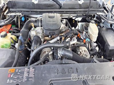 Zdjęcie 7 z 10 samochodu: 2021 GMC SIERRA K2500 DENALI VIN:1GT49REY7MF143766 - miniatura