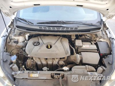 Zdjęcie 11 z 12 samochodu: 2016 HYUNDAI ELANTRA SE VIN:5NPDH4AE9GH696169 - miniatura