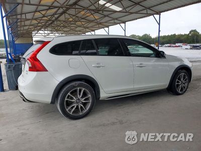 Trzecie zdjęcie samochodu z tyłu: 2015 VOLVO V60 CROSS COUNTRY PREMIER VIN:YV4612HK8F1000871 - miniatura