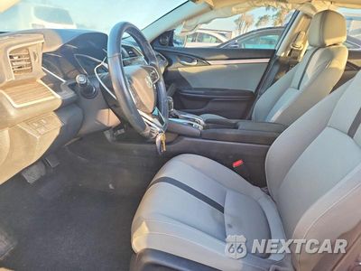 Zdjęcie 7 z 12 samochodu: 2020 HONDA CIVIC EX VIN:19XFC1F30LE001492 - miniatura