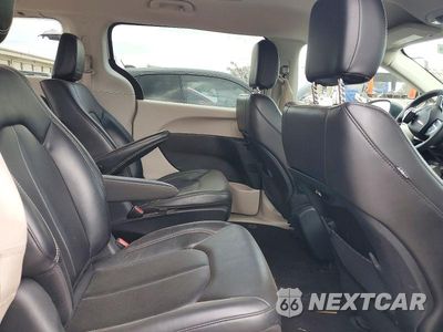 Zdjęcie 11 z 13 samochodu: 2023 CHRYSLER PACIFICA HYBRID TOURING L VIN:2C4RC1L76PR594932 - miniatura