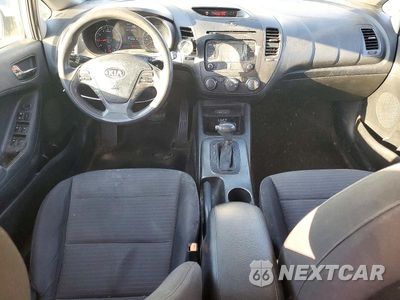 Zdjęcie 8 z 12 samochodu: 2015 KIA FORTE LX VIN:KNAFX4A64F5421518 - miniatura