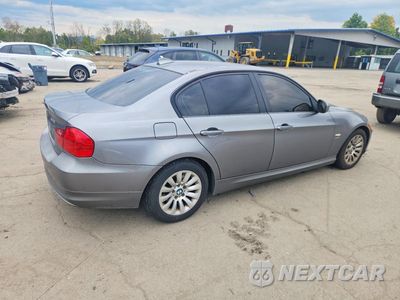 Trzecie zdjęcie samochodu z tyłu: 2009 BMW 328 XI SULEV VIN:WBAPK53579A513716 - miniatura