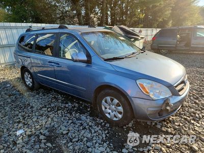 Czwarte zdjęcie samochodu z boku: 2008 HYUNDAI ENTOURAGE GLS VIN:KNDMC233986045988 - miniatura