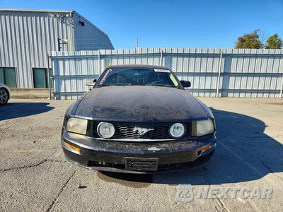 Piąte zdjęcie samochodu w środku: 2006 FORD MUSTANG GT VIN:1ZVFT82H265230926 - miniatura
