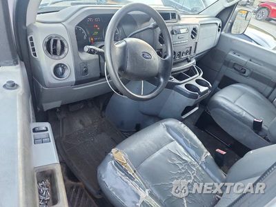 Zdjęcie 8 z 13 samochodu: 2011 FORD ECONOLINE E250 VAN VIN:1FTNE2EW8BDA03966 - miniatura