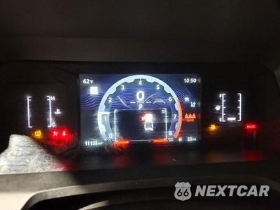 Zdjęcie 9 z 12 samochodu: 2025 TOYOTA TACOMA SR5 VIN:3TMLB5JN1SM102101 - miniatura