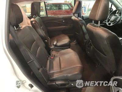 Zdjęcie 11 z 13 samochodu: 2022 HONDA PILOT ELITE VIN:5FNYF6H04NB037117 - miniatura