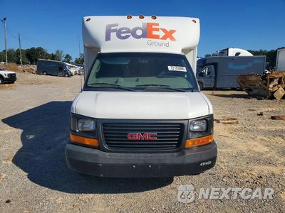 Piąte zdjęcie samochodu w środku: 2017 GMC SAVANA DELIVERY TRUCK VIN:1GD37SCG9H1202172 - miniatura