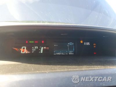 Zdjęcie 9 z 13 samochodu: 2016 TOYOTA PRIUS V THREE VIN:JTDZN3EU1GJ049718 - miniatura