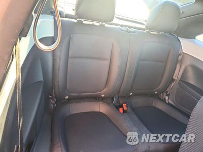 Zdjęcie 10 z 12 samochodu: 2016 VOLKSWAGEN BEETLE SE VIN:3VWJ17AT4GM602911 - miniatura