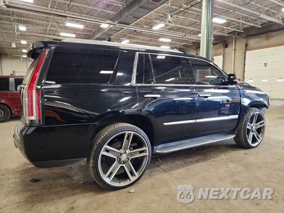 Trzecie zdjęcie samochodu z tyłu: 2019 CADILLAC ESCALADE LUXURY VIN:1GYS4BKJ6KR344648 - miniatura