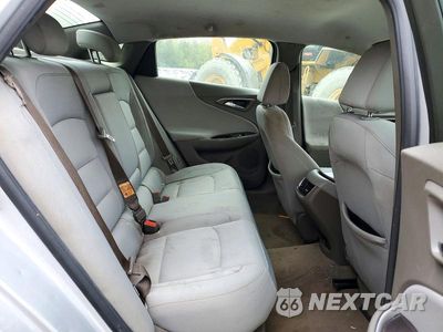 Zdjęcie 10 z 12 samochodu: 2018 CHEVROLET MALIBU LT VIN:1G1ZD5ST8JF155354 - miniatura