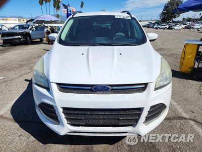 Piąte zdjęcie samochodu w środku: 2016 FORD ESCAPE SE VIN:1FMCU0GX1GUB51867 - miniatura