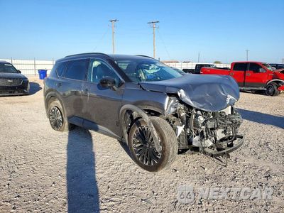 Czwarte zdjęcie samochodu z boku: 2026 NISSAN ROGUE DARK ARMOR VIN:5N1BT3BA1TC838558 - miniatura