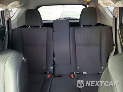 Zdjęcie 10 z 13 samochodu: 2018 TOYOTA RAV4 LE VIN:JTMZFREV7JJ175517 - miniatura