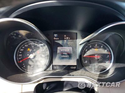 Zdjęcie 9 z 12 samochodu: 2015 MERCEDES-BENZ C 300 VIN:55SWF4JB0FU075306 - miniatura