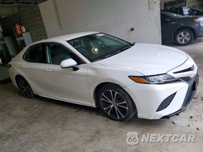 Czwarte zdjęcie samochodu z boku: 2019 TOYOTA CAMRY SE VIN:4T1B11HK1KU227075 - miniatura