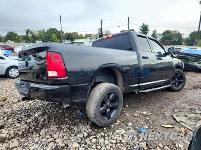 Trzecie zdjęcie samochodu z tyłu: 2018 RAM 1500 ST VIN:1C6RR7FGXJS327237 - miniatura