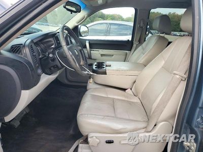 Zdjęcie 7 z 12 samochodu: 2010 CHEVROLET SILVERADO C1500 HEAVY DUTY VIN:3GCRCSE08AG218574 - miniatura