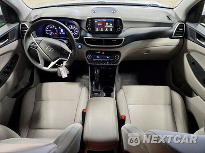Zdjęcie 8 z 13 samochodu: 2020 HYUNDAI TUCSON SEL VIN:KM8J3CAL2LU130621 - miniatura