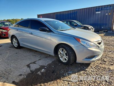 Czwarte zdjęcie samochodu z boku: 2013 HYUNDAI SONATA GLS VIN:5NPEB4AC1DH526520 - miniatura