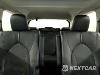 Zdjęcie 10 z 14 samochodu: 2025 TOYOTA GRAND HIGHLANDER LIMITED VIN:5TDAAAA57SS034597 - miniatura