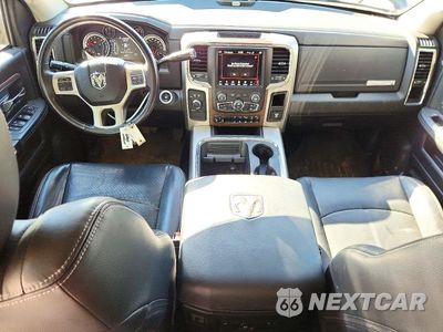 Zdjęcie 8 z 12 samochodu: 2018 RAM 2500 LARAMIE VIN:3C6UR5FL9JG419992 - miniatura