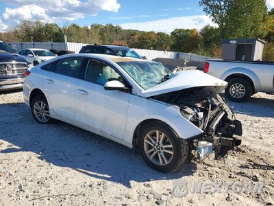 Czwarte zdjęcie samochodu z boku: 2017 HYUNDAI SONATA SE VIN:5NPE24AF7HH595809 - miniatura
