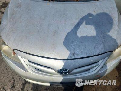 Zdjęcie 11 z 12 samochodu: 2013 TOYOTA COROLLA L VIN:2T1BU4EE6DC064564 - miniatura