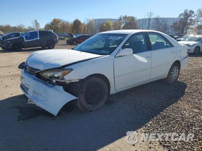 2005 TOYOTA CAMRY LE 4T1BE30K65U616441 - główne zdjęcie licytacji z USA - miniatura