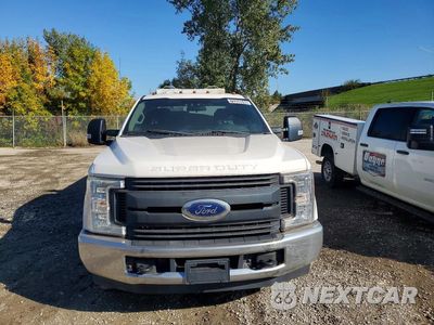 Piąte zdjęcie samochodu w środku: 2017 FORD F350 SUPER DUTY VIN:1FD7X3ET5HEF22499 - miniatura