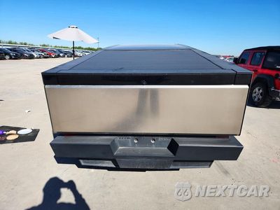 Zdjęcie 6 z 12 samochodu: 2024 TESLA CYBERTRUCK VIN:7G2CEHED7RA040738 - miniatura