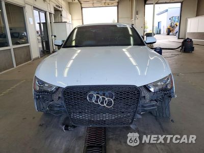 Piąte zdjęcie samochodu w środku: 2013 AUDI A5 PREMIUM PLUS VIN:WAULFAFR0DA054631 - miniatura