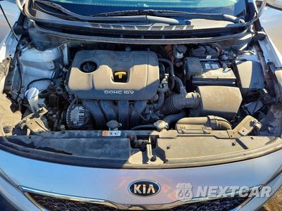 Zdjęcie 11 z 12 samochodu: 2017 KIA FORTE LX VIN:3KPFL4A79HE016110 - miniatura