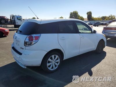 Trzecie zdjęcie samochodu z tyłu: 2006 TOYOTA MATRIX XR VIN:2T1KR32E56C587724 - miniatura